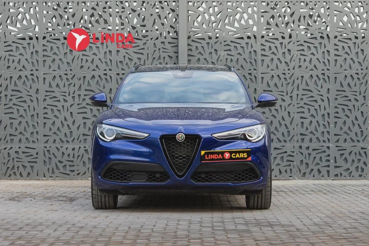 Alfa Romeo Stelvio 2022-2-2