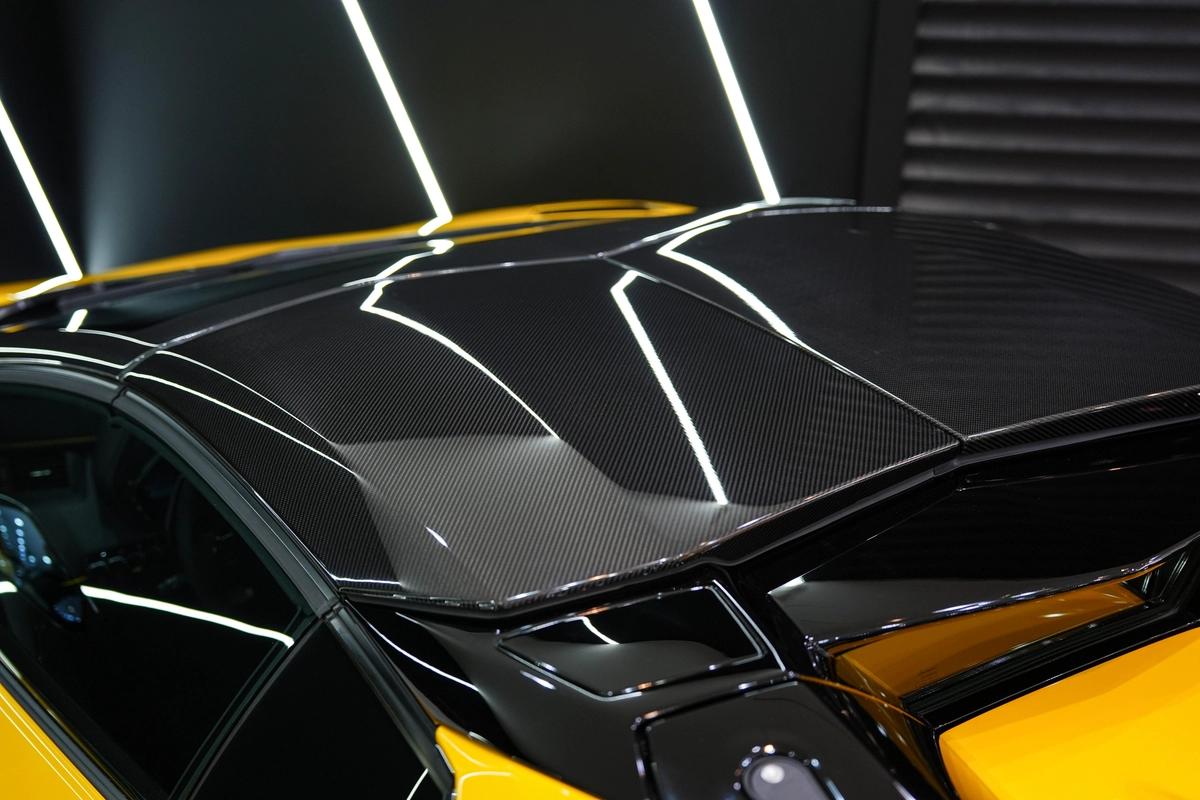 Lamborghini Aventador SVJ Roadster 1 of 800 2020-14-14