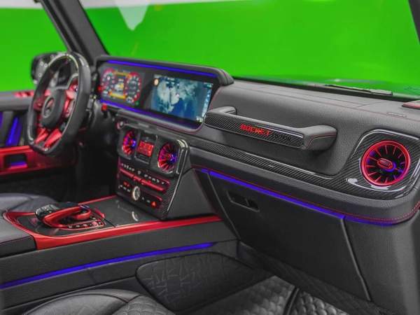 P900 ROCKET ONE OF TEN - 2024 OFFICIAL MY (LAST UNIT OF PRODUCTION)