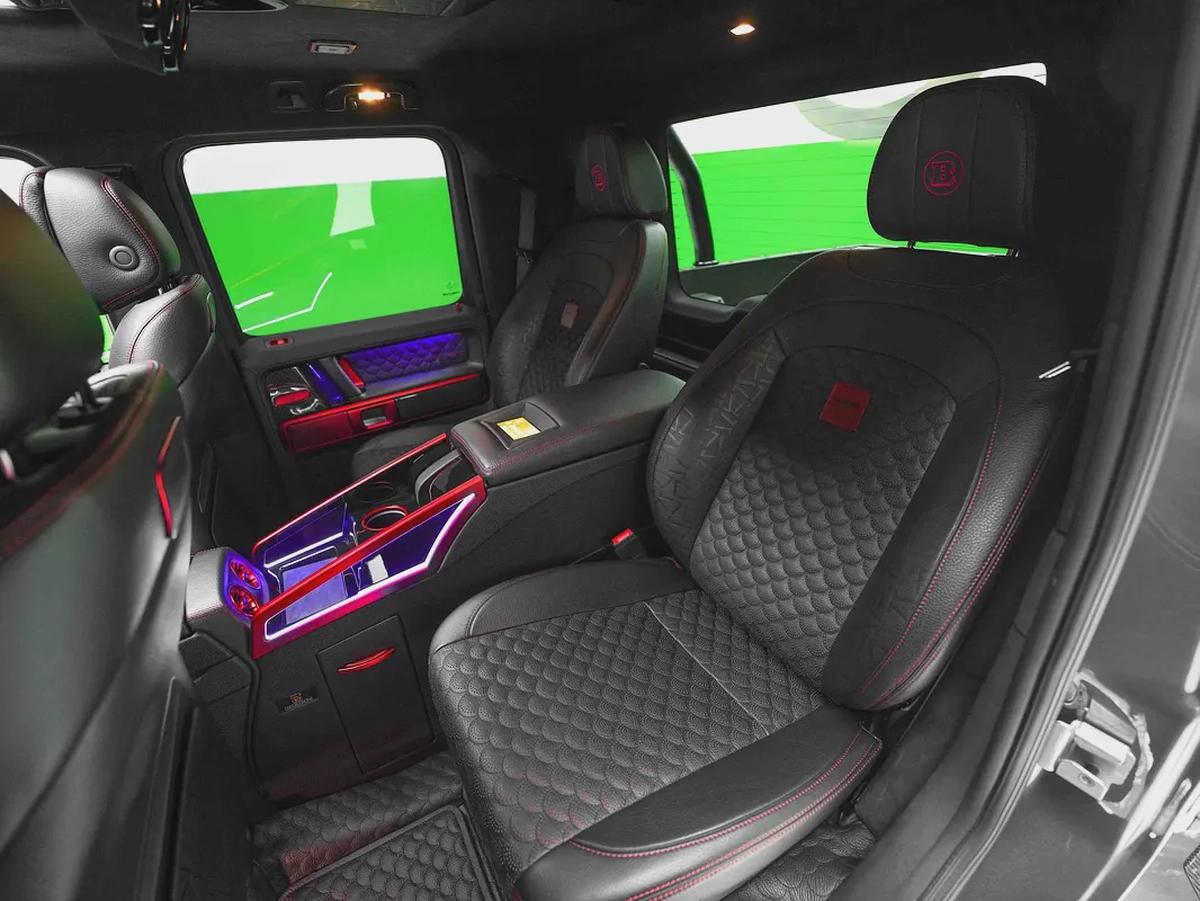 P900 ROCKET ONE OF TEN - 2024 OFFICIAL MY (LAST UNIT OF PRODUCTION)-14-14