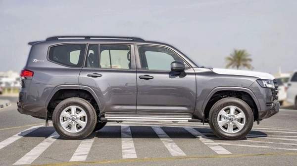 Toyota Land Cruiser (LHD) TOYOTA LAND CRUISER LC300 GXR 4.0P AT MY2025– GREY