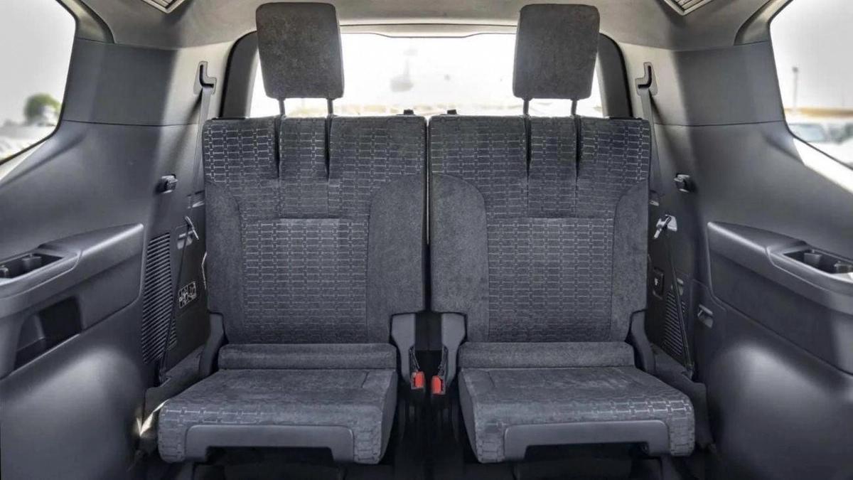 Toyota Land Cruiser (LHD) TOYOTA LAND CRUISER LC300 GXR 4.0P AT MY2025– GREY-17-17