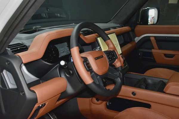 Land Rover Defender 110 Octa 2026 - GCC - Al Tayer Motors