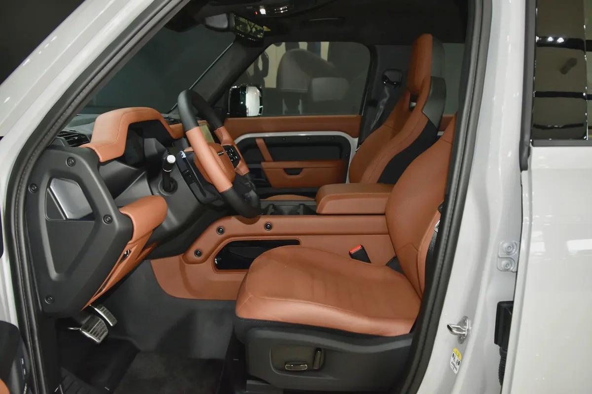 Land Rover Defender 110 Octa 2026 - GCC - Al Tayer Motors-9-9