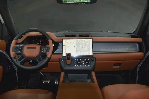 Land Rover Defender 110 Octa 2026 - GCC - Al Tayer Motors