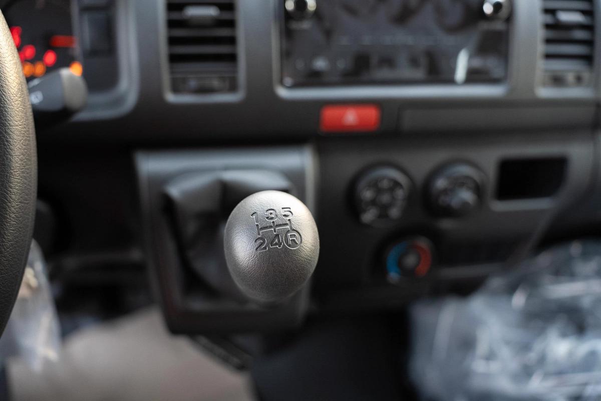 Toyota Hiace Van 2025-20-20