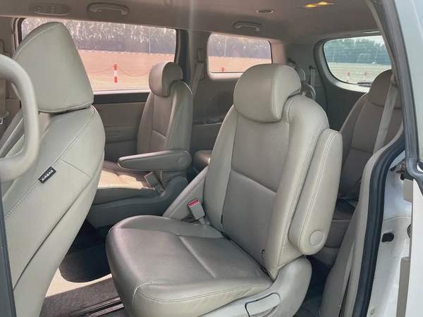 Kia Carnival LX 2018 - Korean Specs - Well Maintained