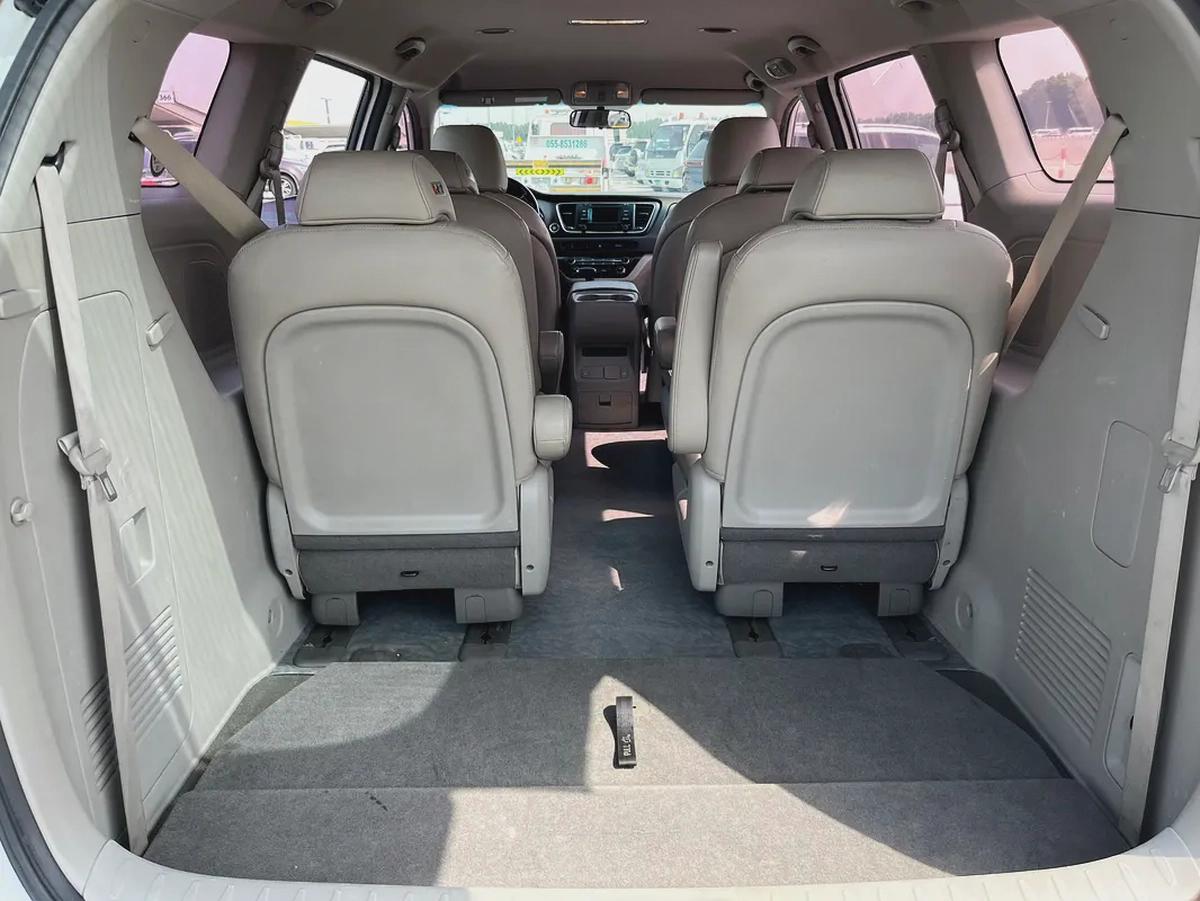 Kia Carnival LX 2018 - Korean Specs - Well Maintained-9-9