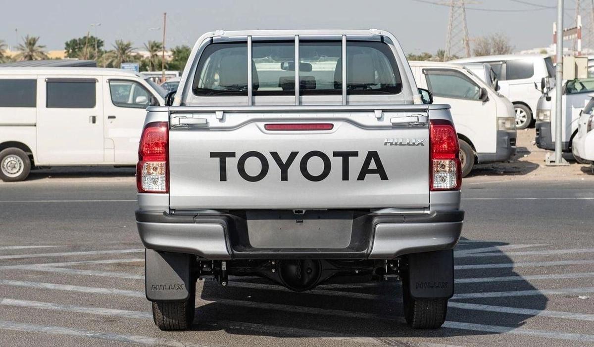 Toyota Hilux Toyota hilux 24L diesel basic option MY2024-9-9
