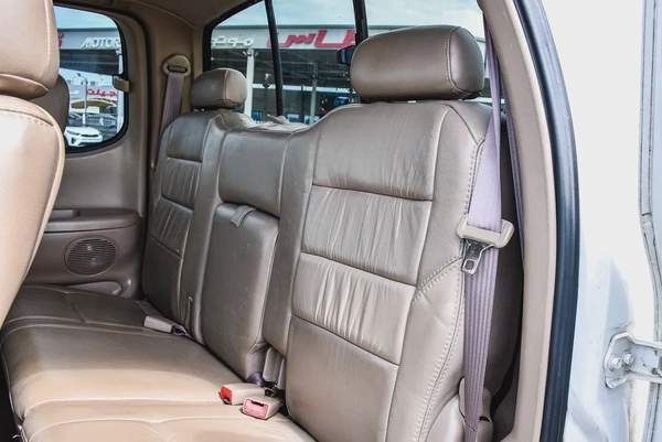 2002 - TOYOTA TUNDRA 4X4 - IMMCULATE CONDITION - ONLY 80,000 KM