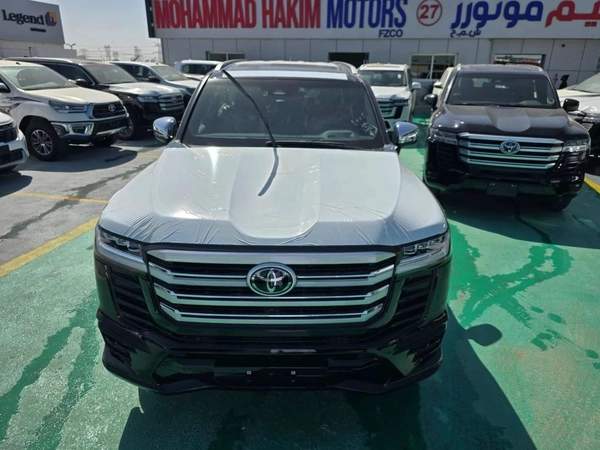 Toyota Land Cruiser VXR 3.5 2026 - Black Color