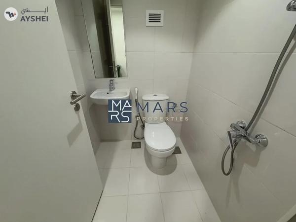 Luxury New 3-Bedroom Corner Villa in ROBINIA