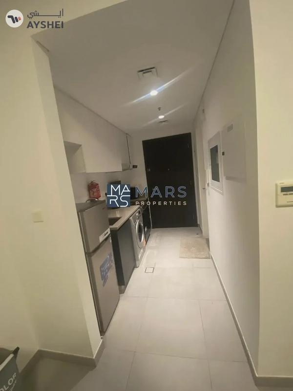 Luxury New 3-Bedroom Corner Villa in ROBINIA