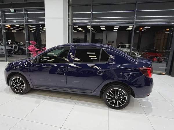 Renault symbol Mid option