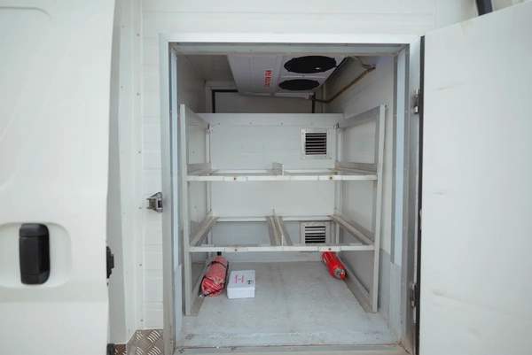 High Roof | Manual | Freezer Van | GCC Specs | Ref#T03523