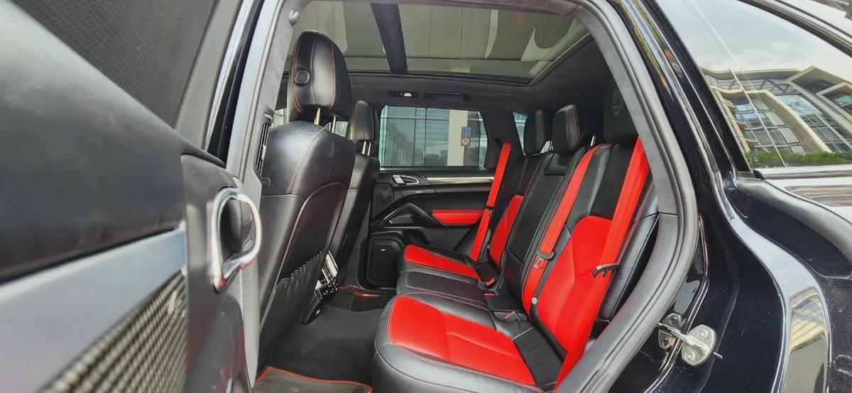 2013-Porsche Cayenne turbo with Mansory kit-13-13