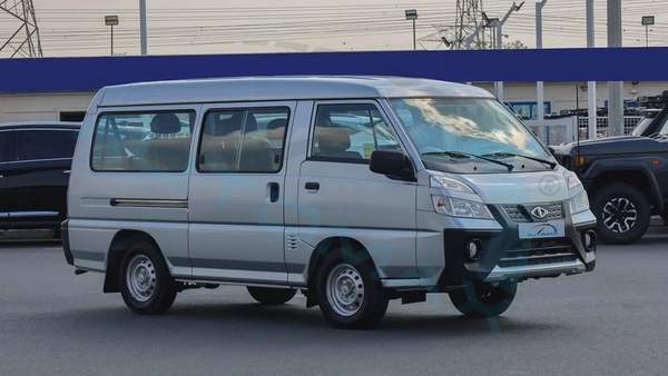 ( Eid al-Adha Offer ) 2025 CMC D260 Window Van 2.4L RWD GCC 0Km With 3 Years Or 100,000 Km Warranty