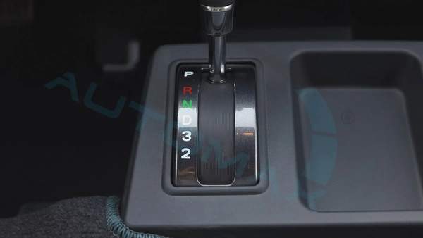 ( Eid al-Adha Offer ) 2025 CMC D260 Window Van 2.4L RWD GCC 0Km With 3 Years Or 100,000 Km Warranty