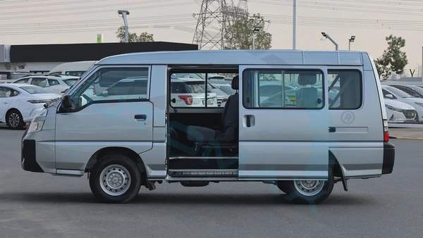 ( Eid al-Adha Offer ) 2025 CMC D260 Window Van 2.4L RWD GCC 0Km With 3 Years Or 100,000 Km Warranty
