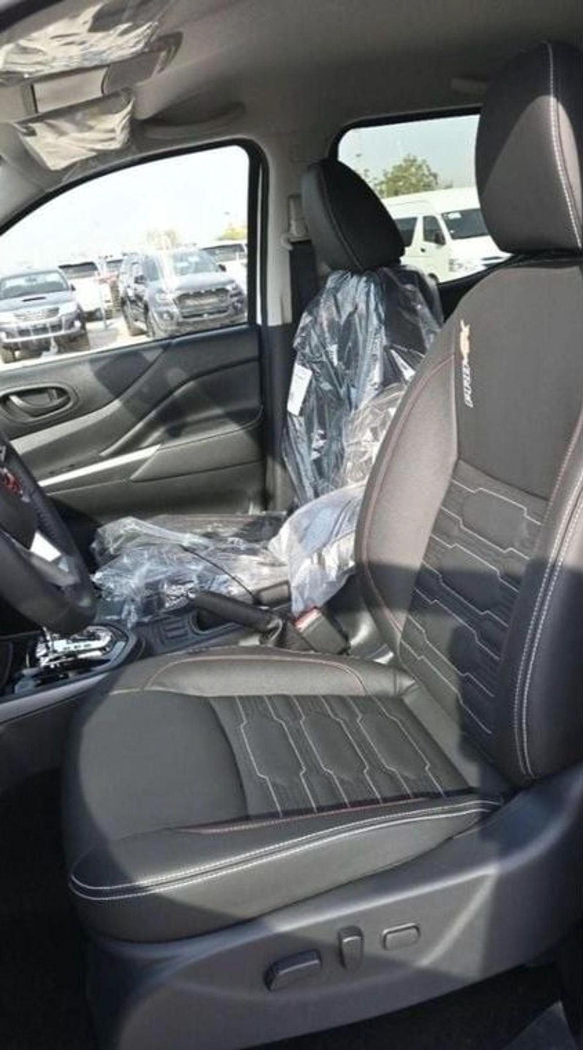 Nissan Navara NISSAN NAVARA 2.5 DIESEL PRO4X 4X4 AT 2025-14-14