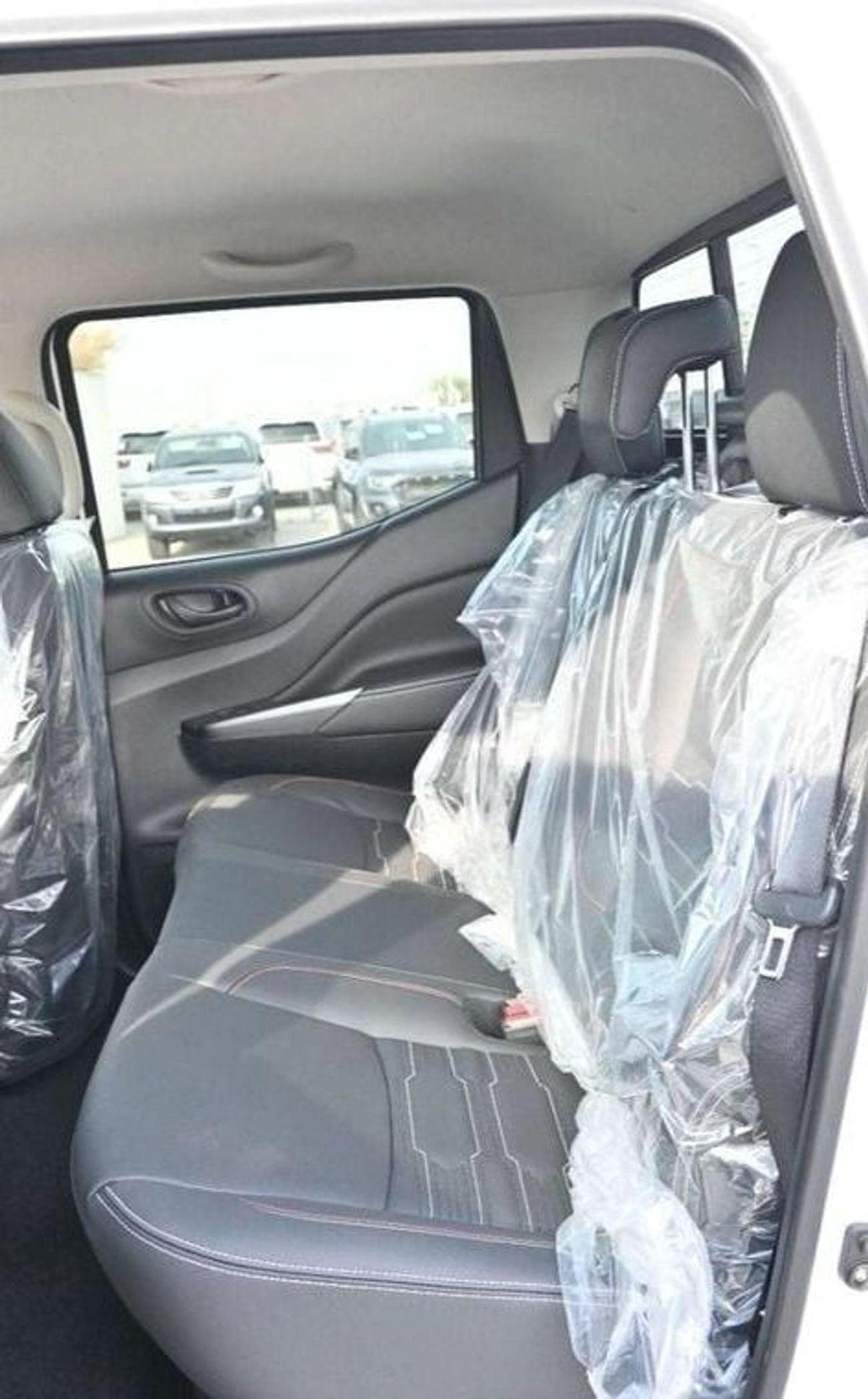 Nissan Navara NISSAN NAVARA 2.5 DIESEL PRO4X 4X4 AT 2025-17-17