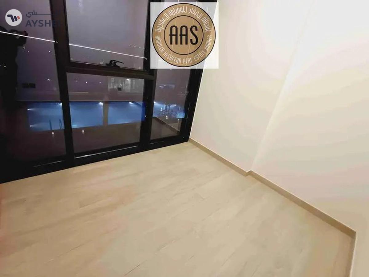 Brand New!!chiller Free!!fully Fitted kitchen, luxurious and spacious 1BHK only 65k ready to move-4-4