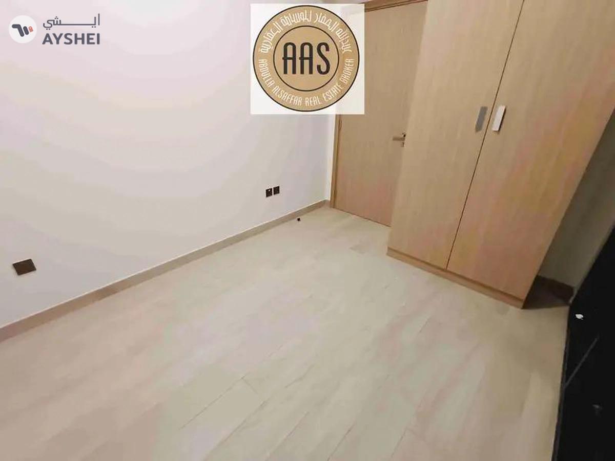 Brand New!!chiller Free!!fully Fitted kitchen, luxurious and spacious 1BHK only 65k ready to move-6-6