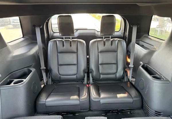 Ford Explorer XLT 2014 - Japanese Specs