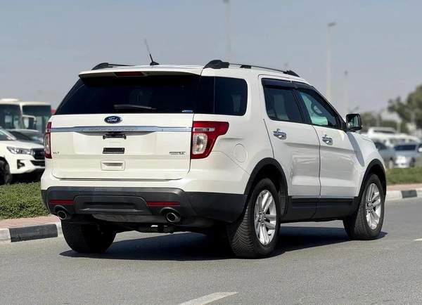 Ford Explorer XLT 2014 - Japanese Specs