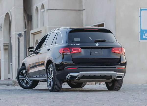 MERCEDES-BENZ GLC-CLASS 300 2021