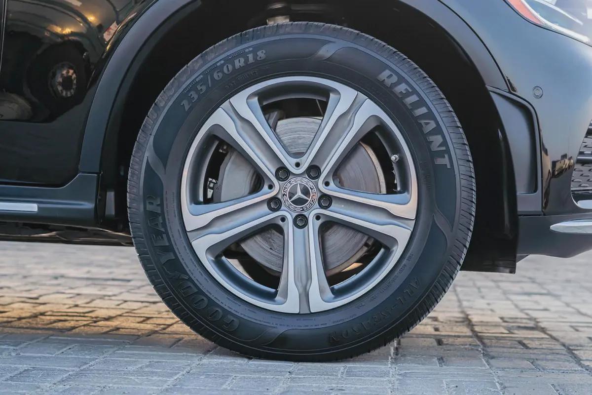 MERCEDES-BENZ GLC-CLASS 300 2021-6-6