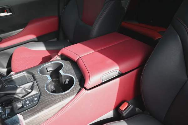 0% DP - TOYOTA LAND CRUISER (DIESEL) - GR SPORT 2022- WELL MAINTAINED