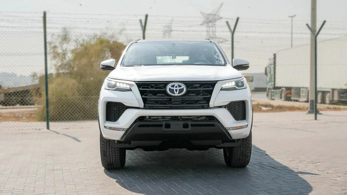 2026 Toyota Fortuner GX 2.7L AT Petrol 4WD-3-3