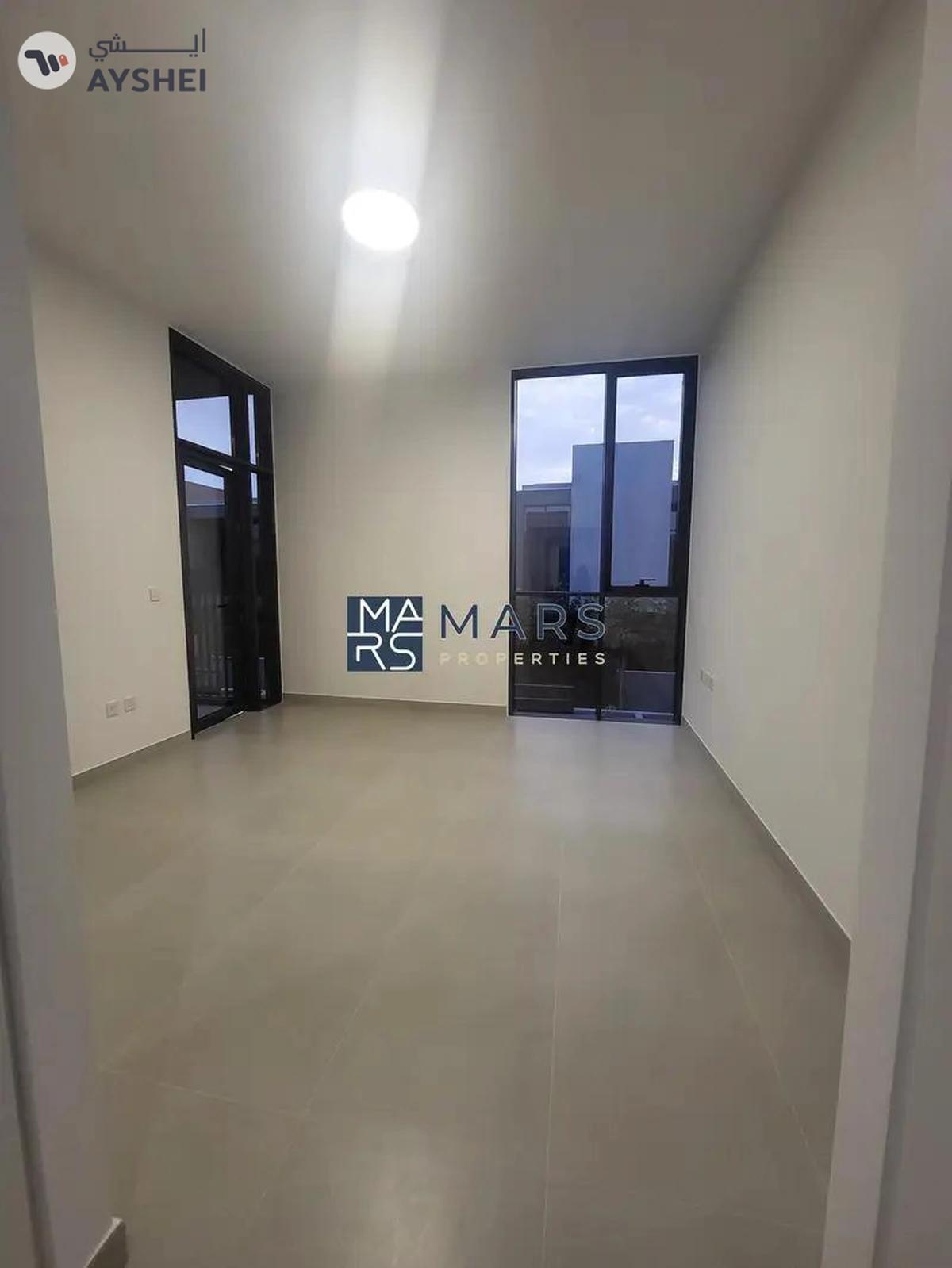 Prime Location | Exclusive Amenities | High ROI READY TO MOVE | Smart Home Features-7-7