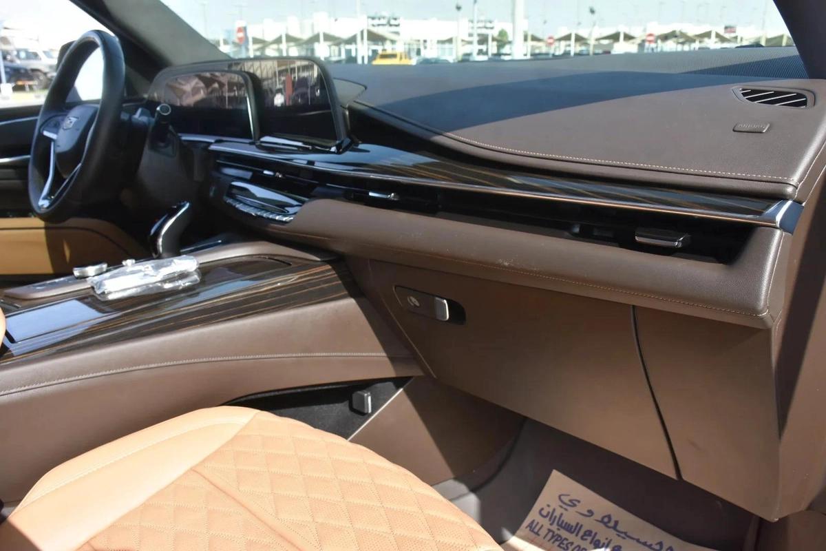 CADILLAC ESCALADE SPORTS TOURING 2024 | SILVER-13-13