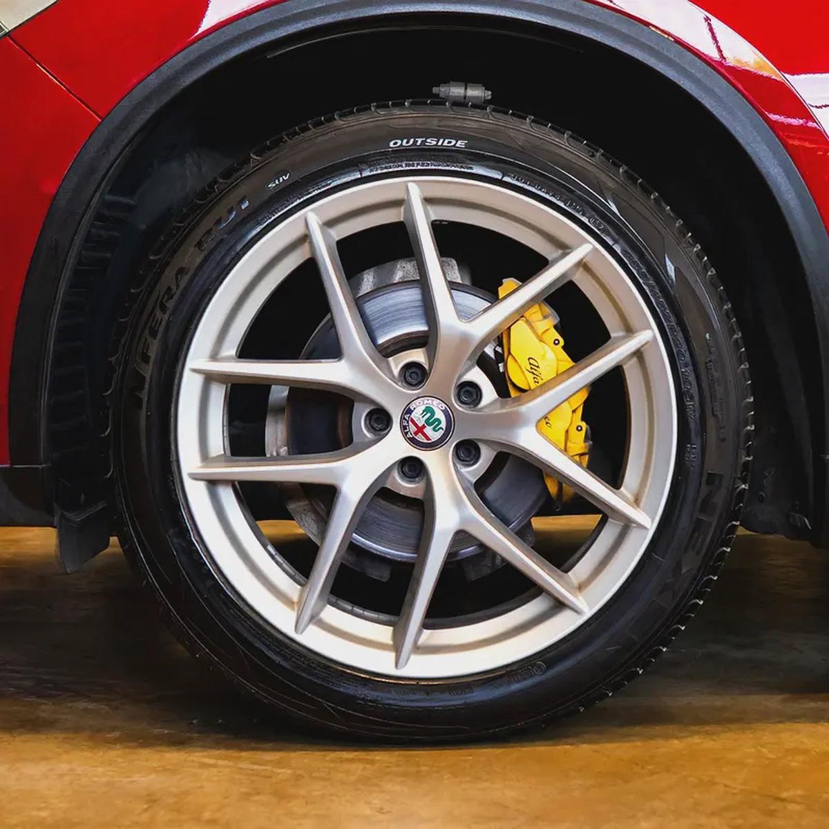 AED 1,149 pm • 0% Downpayment • Alfa Romeo Stelvio Q4 • 1 Year Warranty-5-5