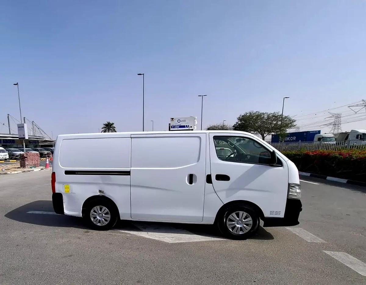Nissan Urvan NV350-6-6