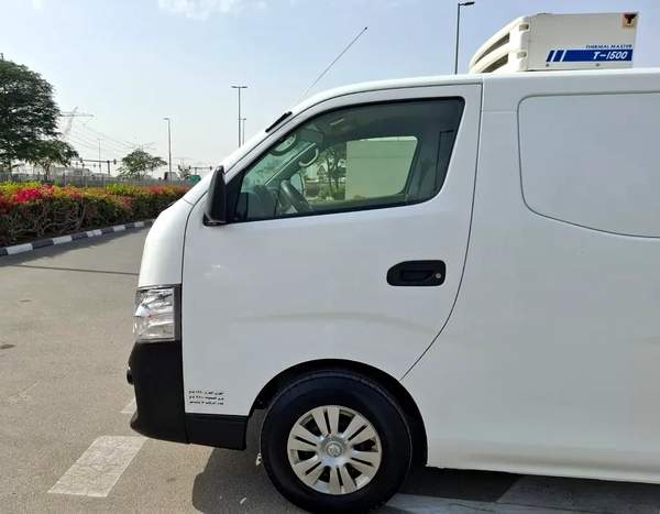 Nissan Urvan NV350