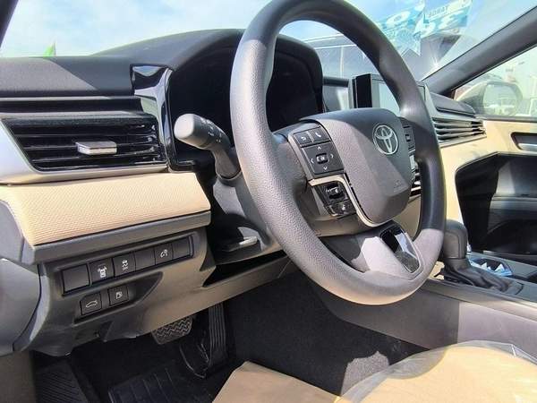 Toyota Camry E 2.5L CAMRY 2.5L STANDER