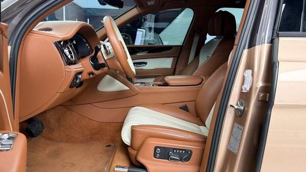 Bentley Bentayga S 4.0T - Bentley Bentayga 2022 - Fully Loaded