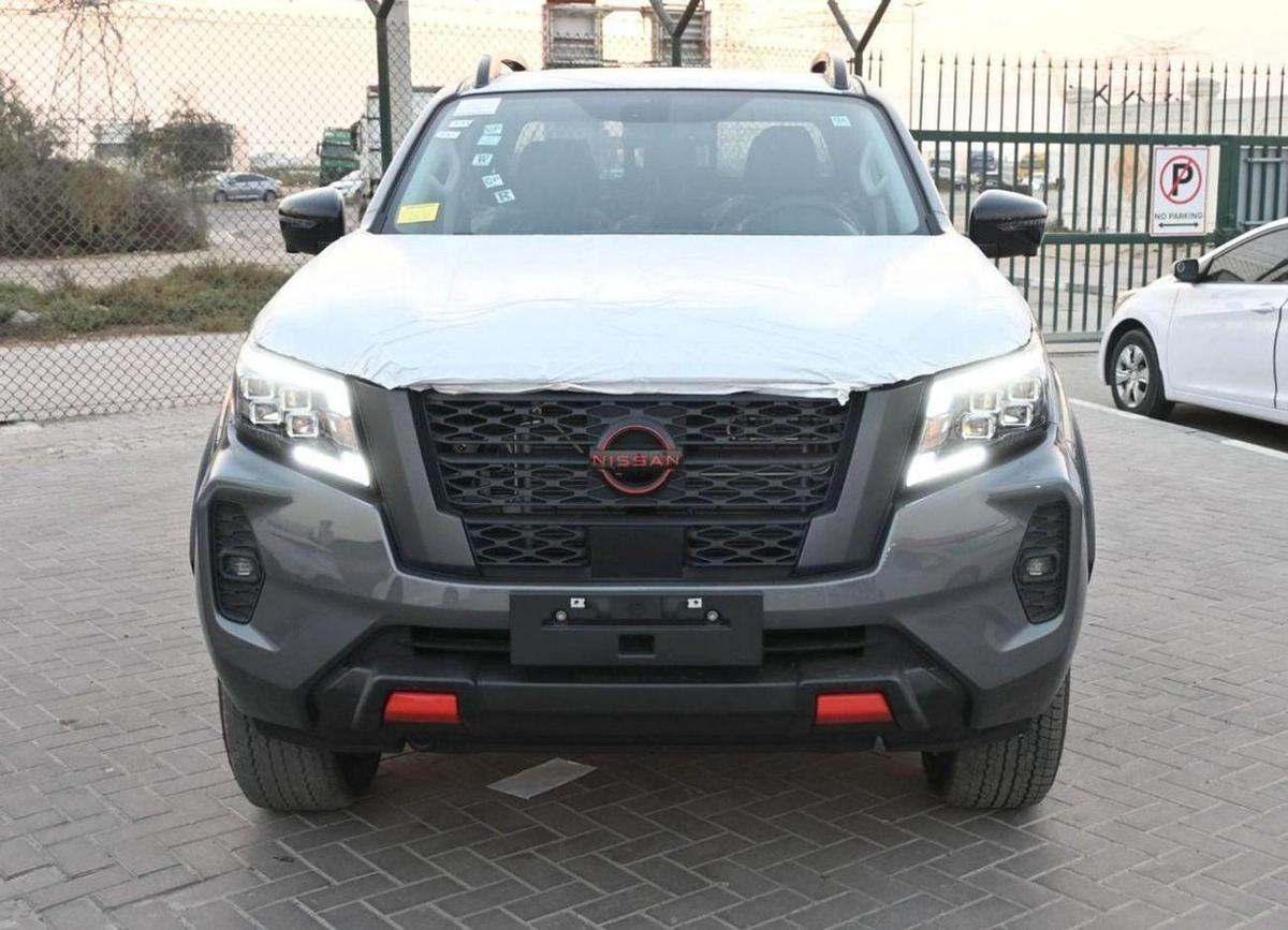 Nissan Navara PRO4X FULL OPTION-1-1