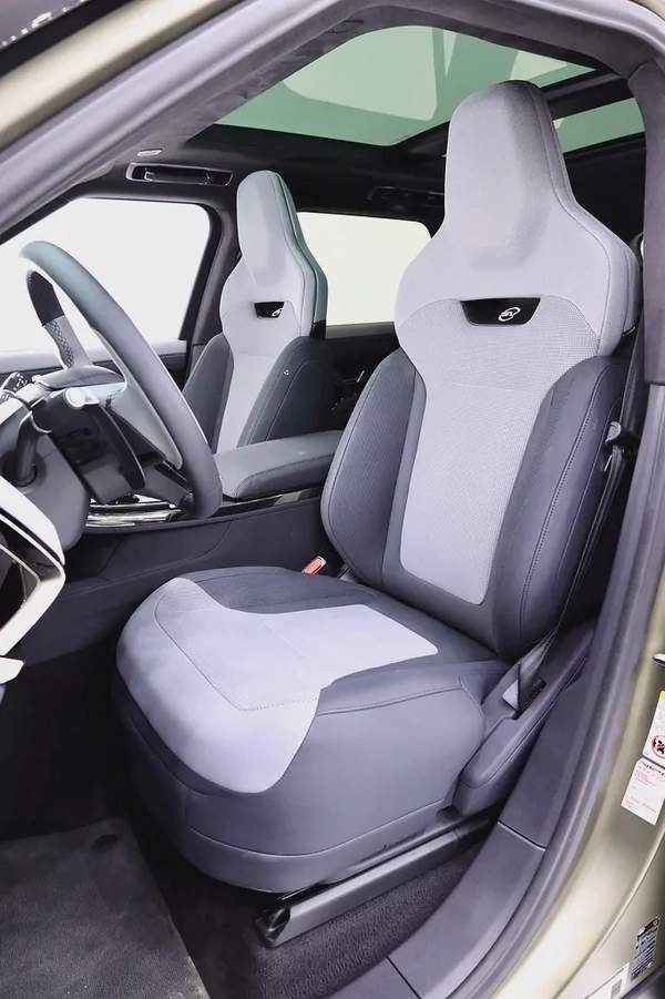 RANGE ROVER SPORT SV EDITION ONE V8 P-635 + FULL CARBON EXT/INT + CARBON RIMS