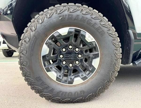 GMC Hummer EV PICKUP / 1.5L ELECTRIC / 360* CAMERA / PANORAMIC ROOF (CODE # 69056)