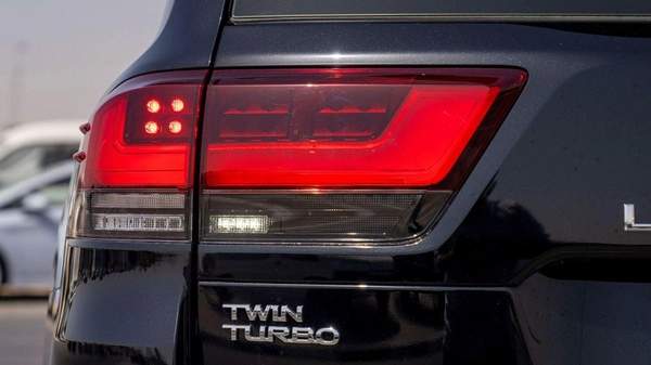 Toyota Land Cruiser LC VX 3.3D\(LHD) TOYOTA LAND CRUISER LC300 VX 3.3D AT MY2025 – BLACK