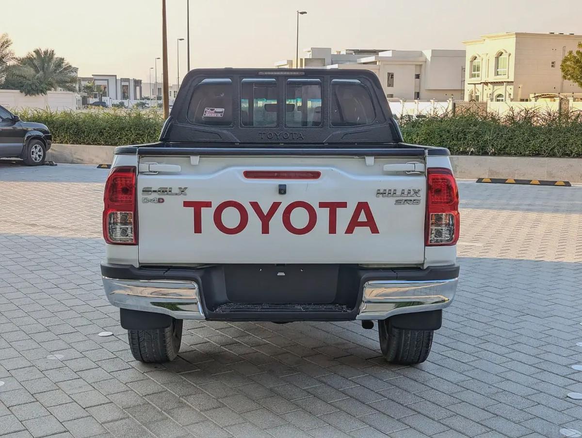 DIESEL Toyota Hilux Double Cab GLX AWD 2020 - GCC Specs - Well Maintained-17-17