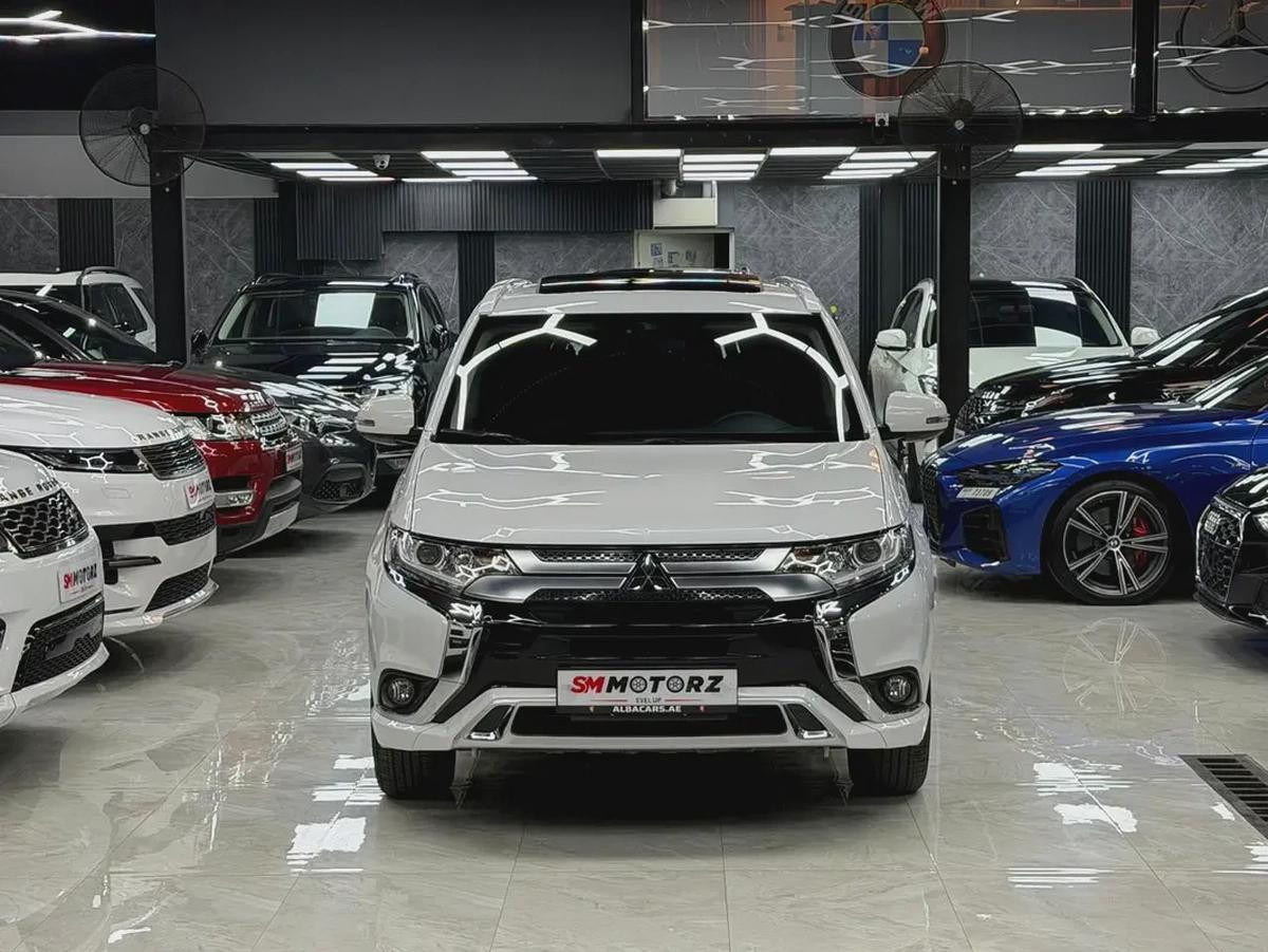 Sunroof and Leather | Original Paint | Limited Edition | Low kms-2-2