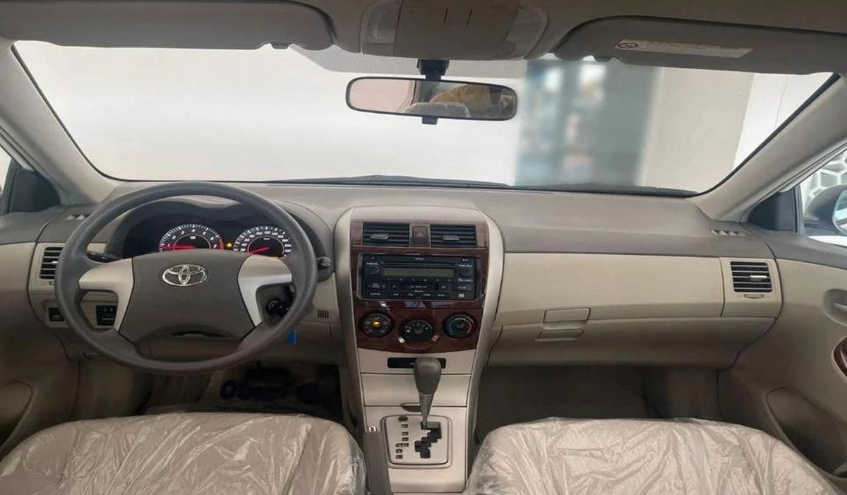 Toyota Corolla 1.8L-4CYL EXCELLENT CONDITION - 12000KM DRIVEN ONLY-8-8