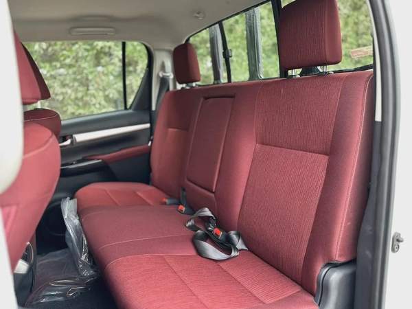 Toyota Hilux / GCC/4WD / 2,7 petrol /Double Cab