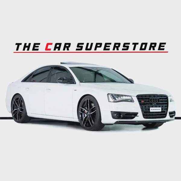 Audi S8-GCC-V8 Twin Turbo-AUDI Exclusive Interior Trim-22 Inch Rims-Very Well Maintained