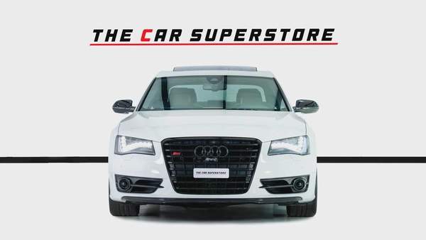 Audi S8-GCC-V8 Twin Turbo-AUDI Exclusive Interior Trim-22 Inch Rims-Very Well Maintained